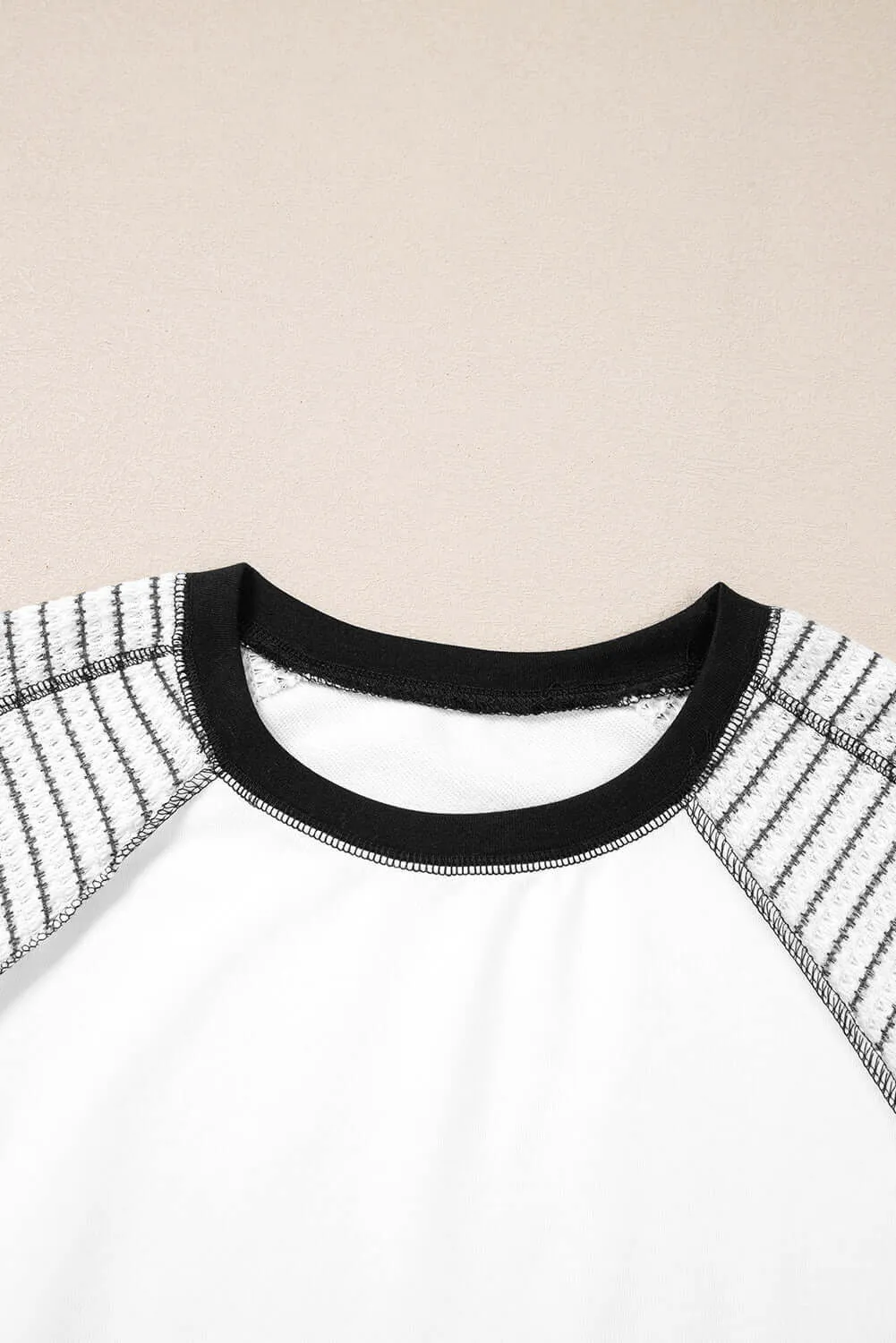 A FINE LINE TOP (white/black)