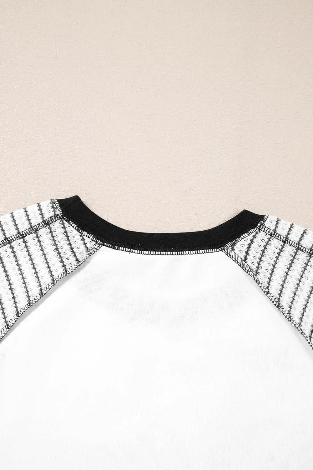 A FINE LINE TOP (white/black)