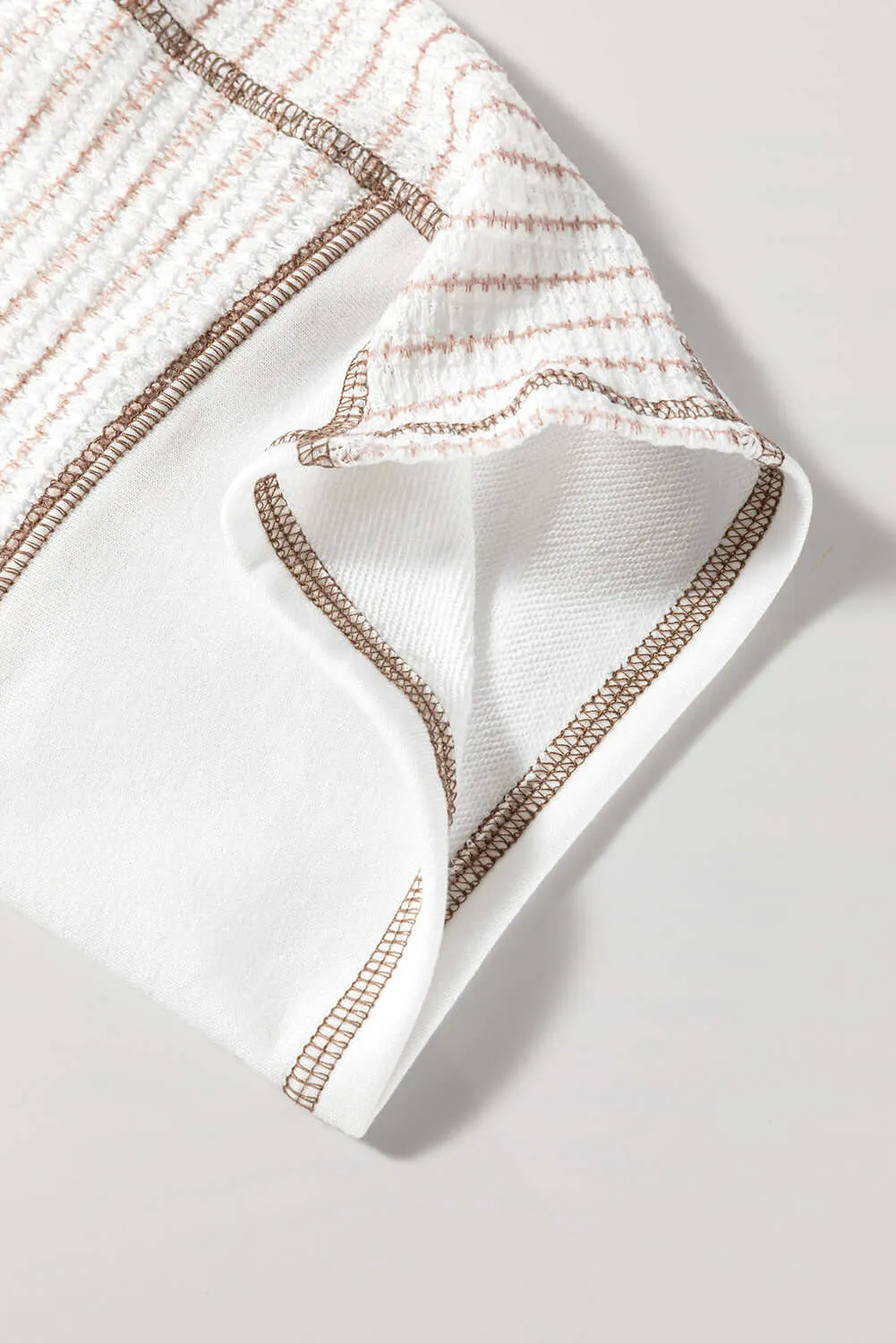 A FINE LINE TOP (white/tan)