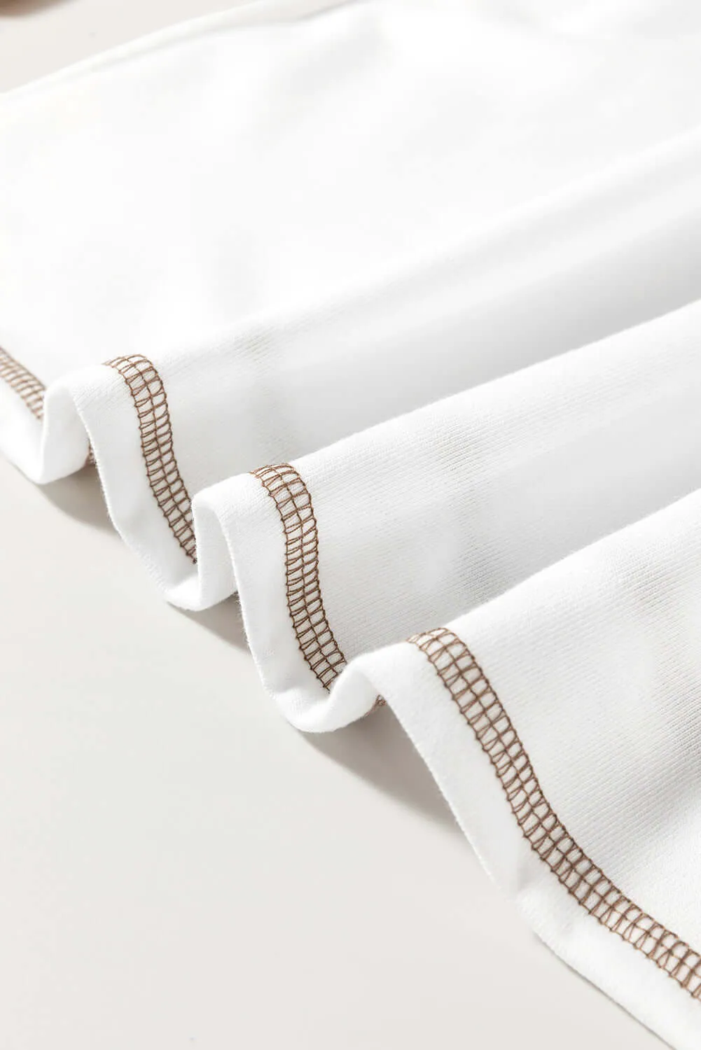 A FINE LINE TOP (white/tan)