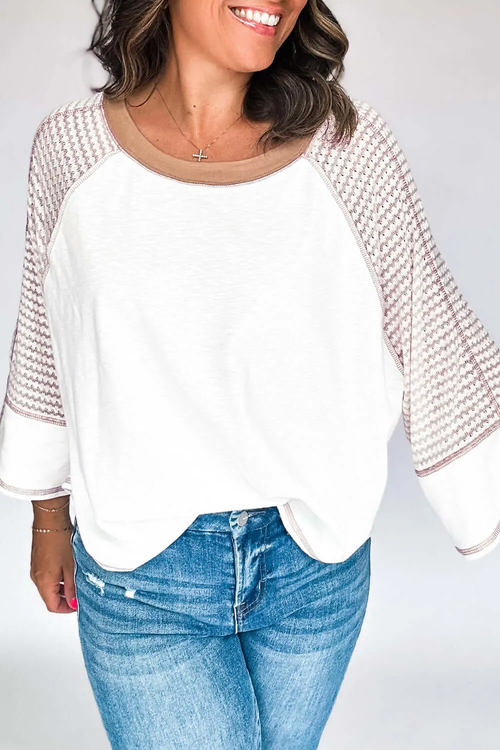A FINE LINE TOP (white/tan)