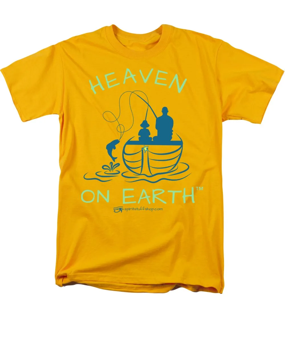 Fishing Heaven On Earth - Men's T-Shirt  (Regular Fit)