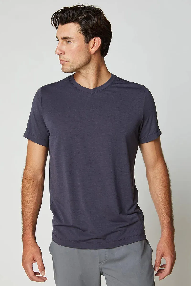 MPG T-Shirts - Men's Condition Essential V-Neck SS