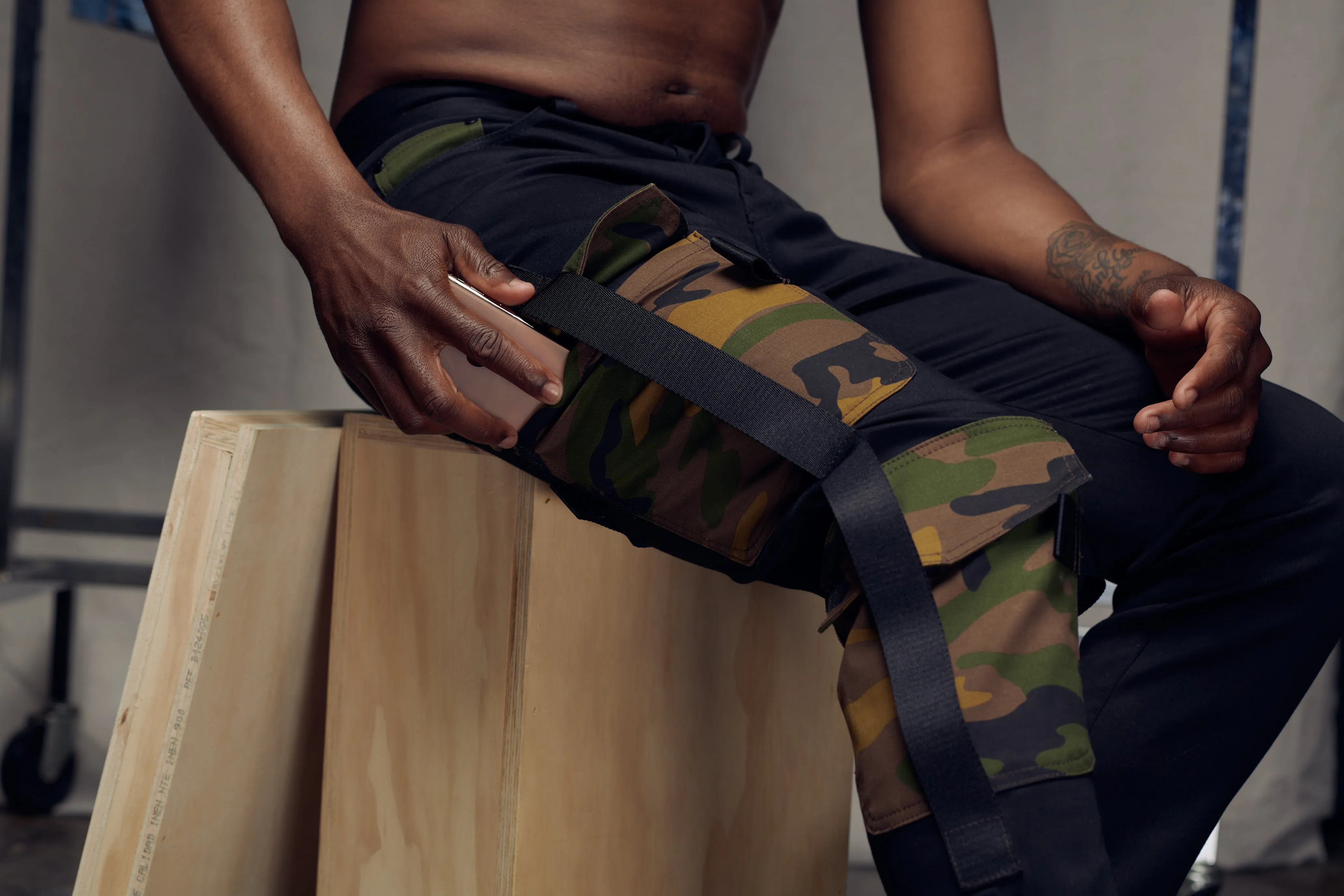 New Black Stretch Cargo Camouflage Jeans