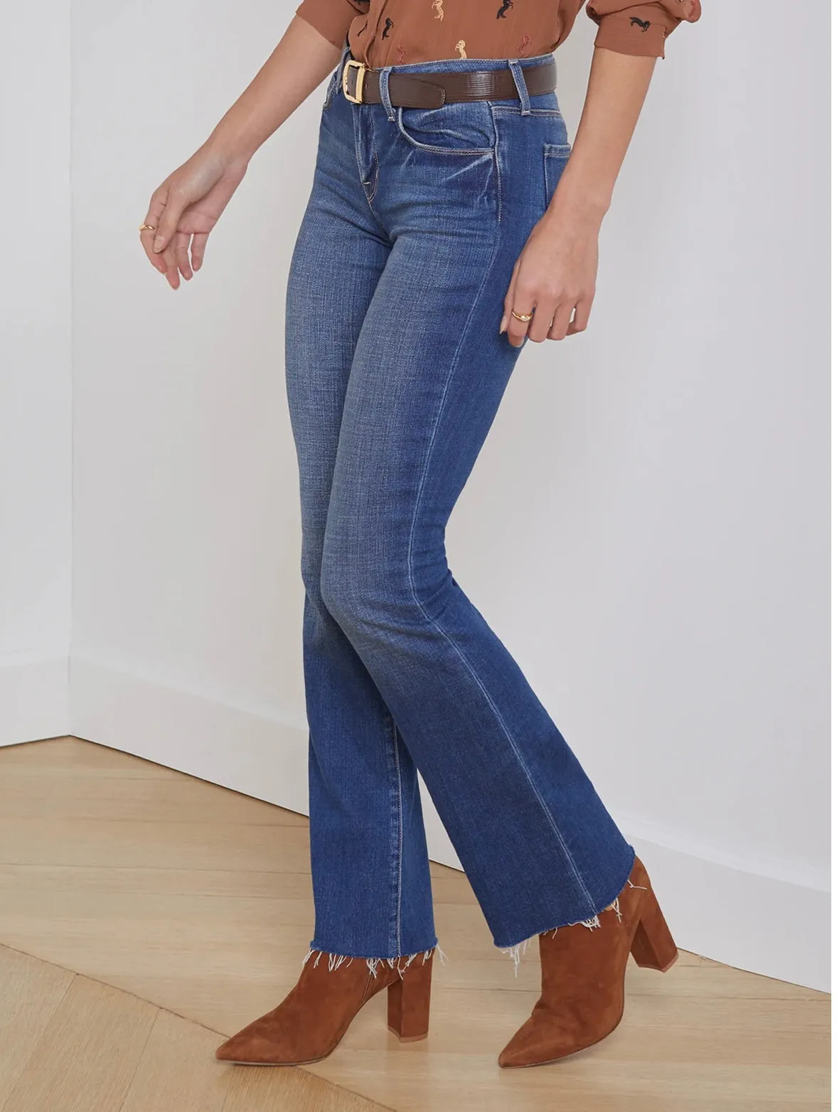 SNEEKI JEAN IN HASTING