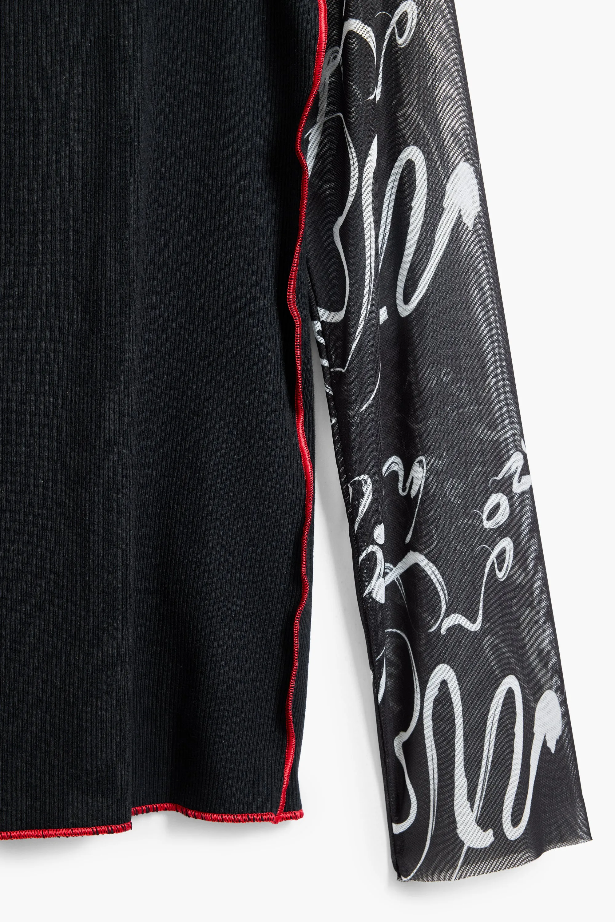 Squiggle Sleeve Black Tee