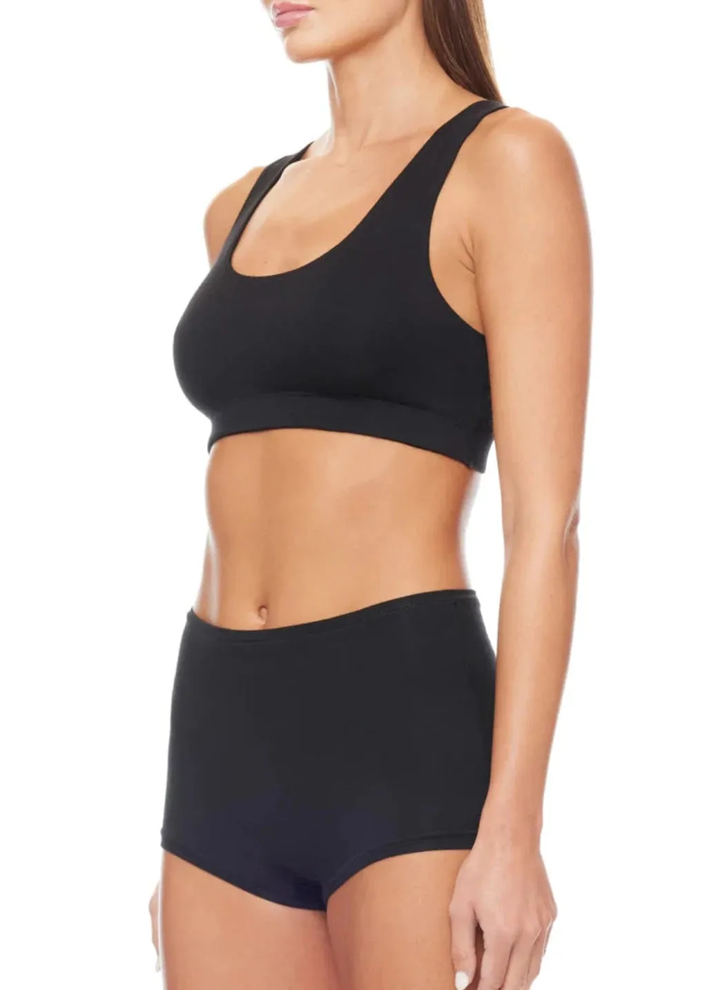 Éterne Sports Bra in Black